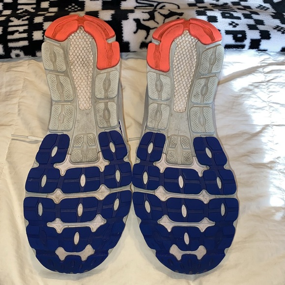 Men’s Under Armour Sneakers - Picture 3 of 9